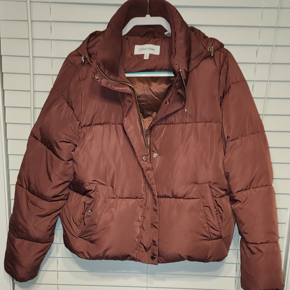 Calvin Klein Women's Pink Puffer Jacket. Size Large.